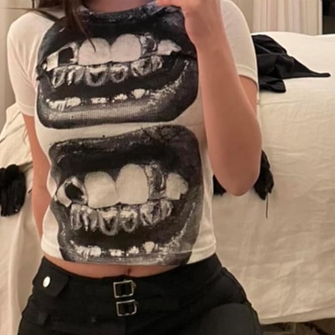 Baby Tees Y2k Shirt 90s Outfit Woman 2000s Fashion Graphic Tees Y2k Cute Shirts Vintage Clothes
